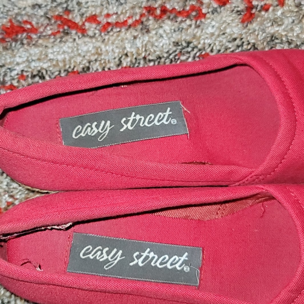Shoes - Picture 2 of 2